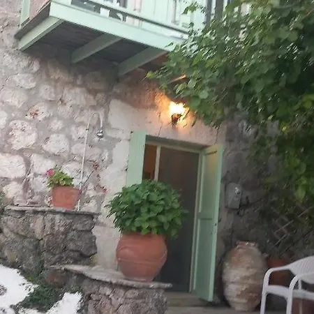 度假居 Melpo Evgiros